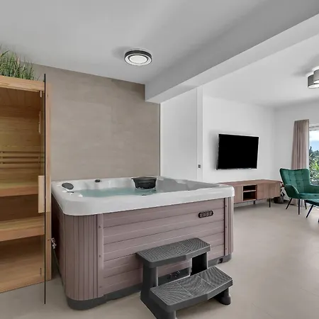 Апартаменти Luxury Wellness *